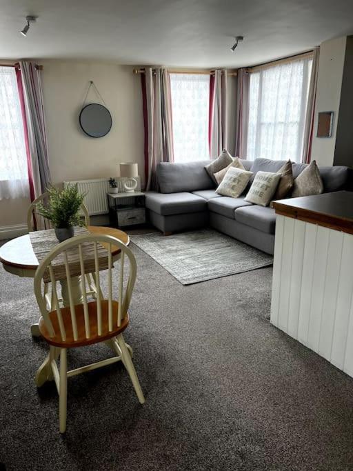 The Hideaway Holywell 1 Apartment Exterior photo