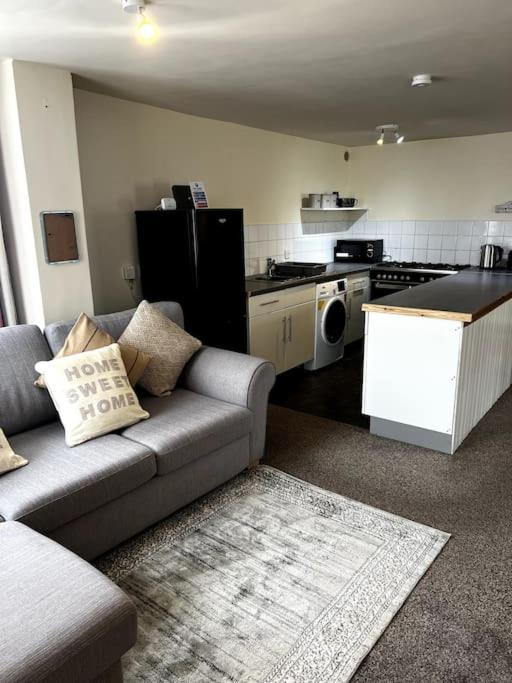 The Hideaway Holywell 1 Apartment Exterior photo